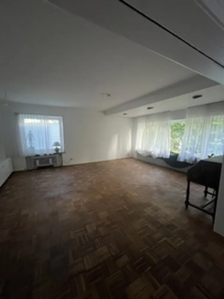 4 Zimmer Wohnung mit 125 m² in Hamburg – Bild 7