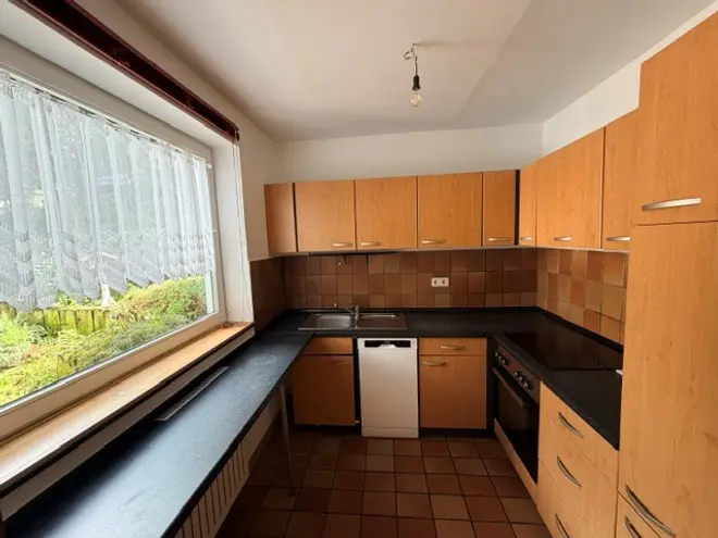 2 Zimmer Wohnung mit 77 m² in Köln – Bild 4