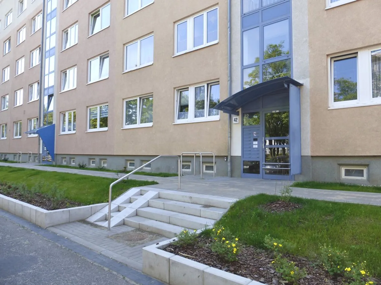 1 Zimmer Wohnung mit 25 m² in Neubrandenburg – Bild 2