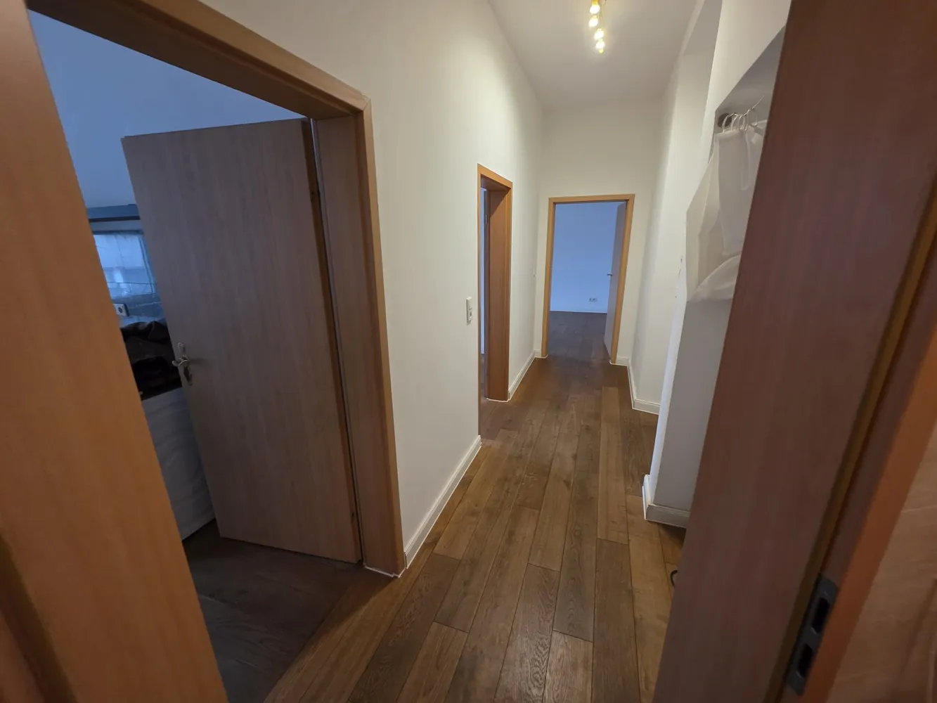 3 Zimmer Wohnung mit 90 m² in Wuppertal – Bild 4