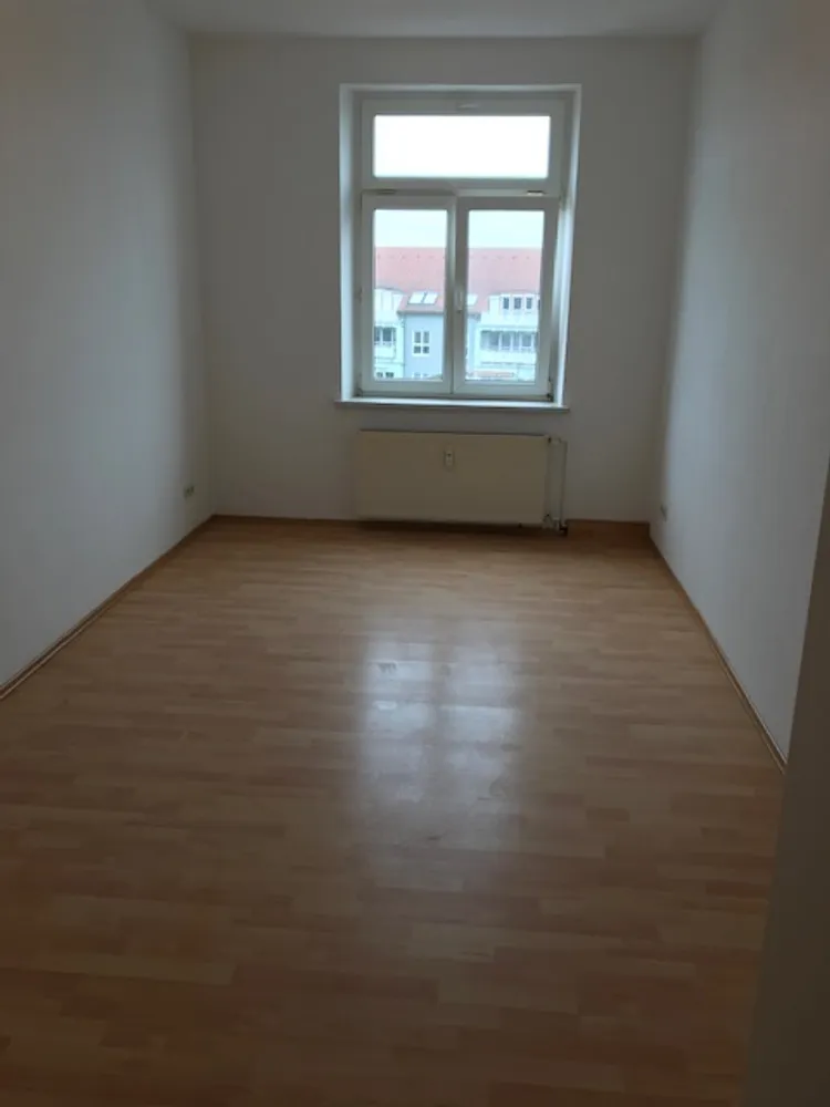 4 Zimmer Wohnung mit 85 m² in Wurzen – Bild 1