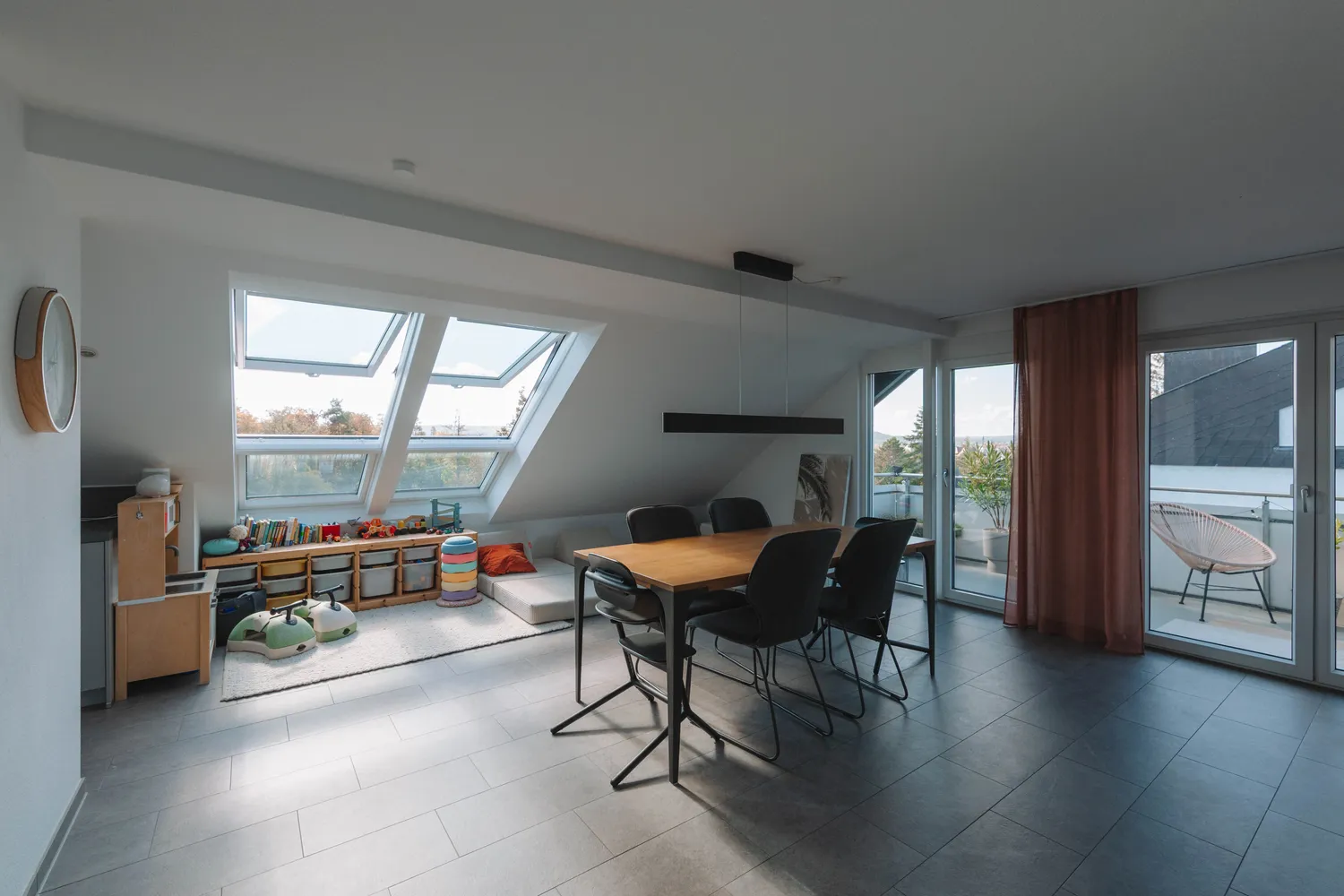 4 Zimmer Wohnung mit 98 m² in Böblingen – Bild 3