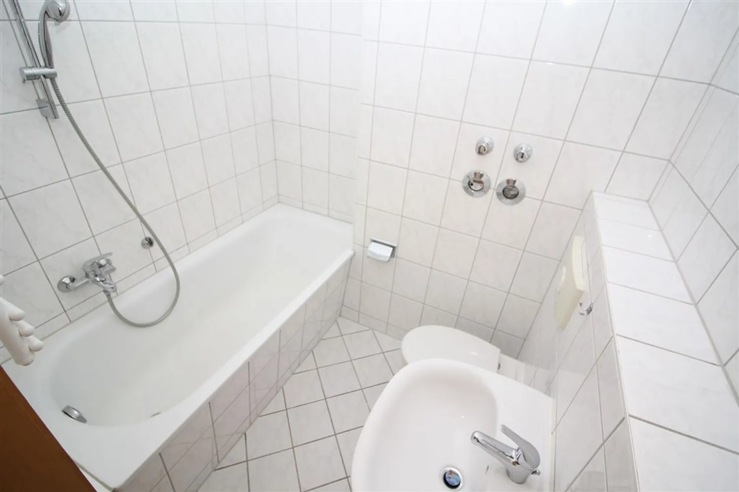 2 Zimmer Wohnung mit 39 m² in Plauen – Bild 6