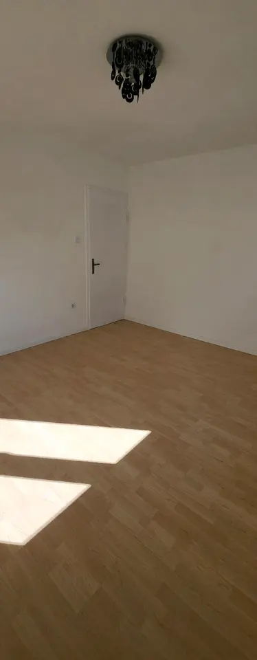 Shared room with 98 m² in Stuttgart – Photo 8