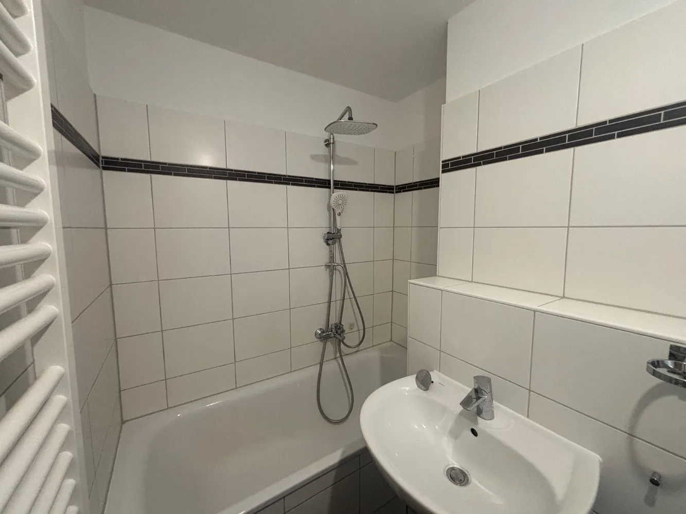 4 Zimmer Wohnung mit 96 m² in München – Bild 12