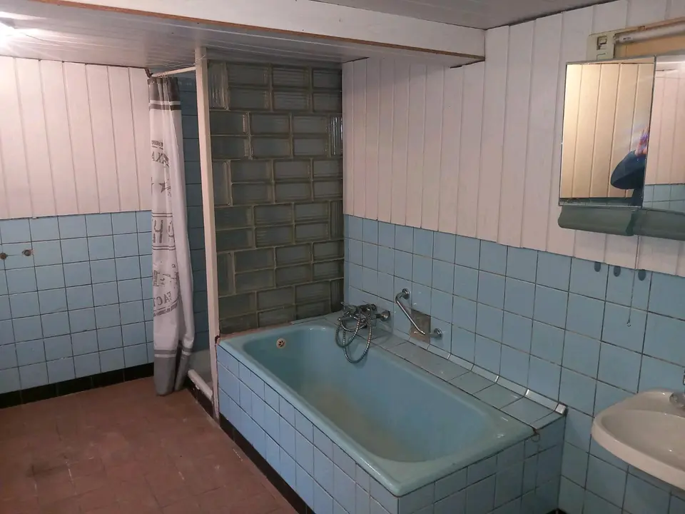 6 Zimmer Wohnung mit 180 m² in Meiningen – Bild 10