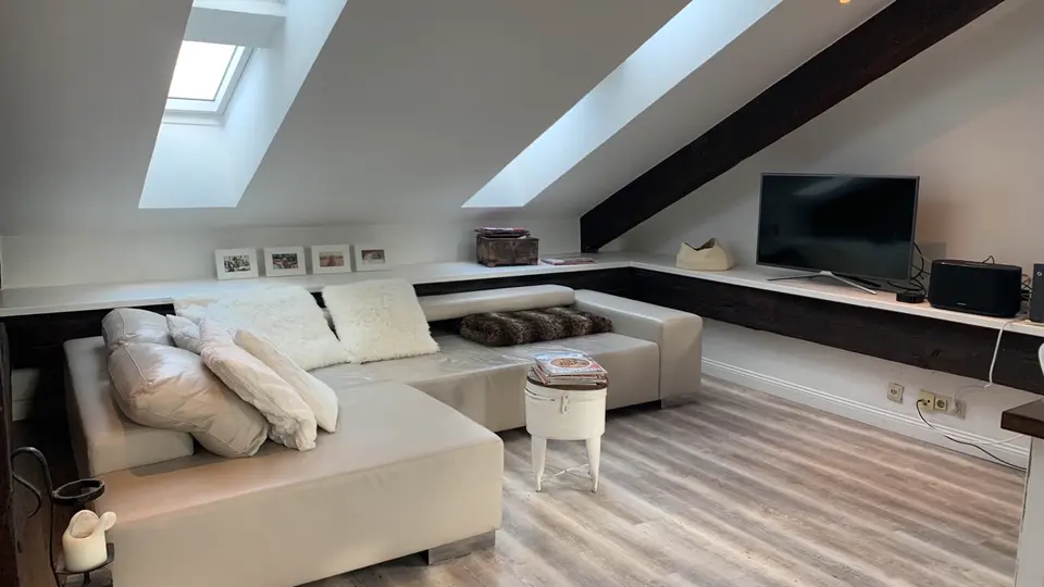 WG-Zimmer mit 84 m² in Krefeld – Bild 1