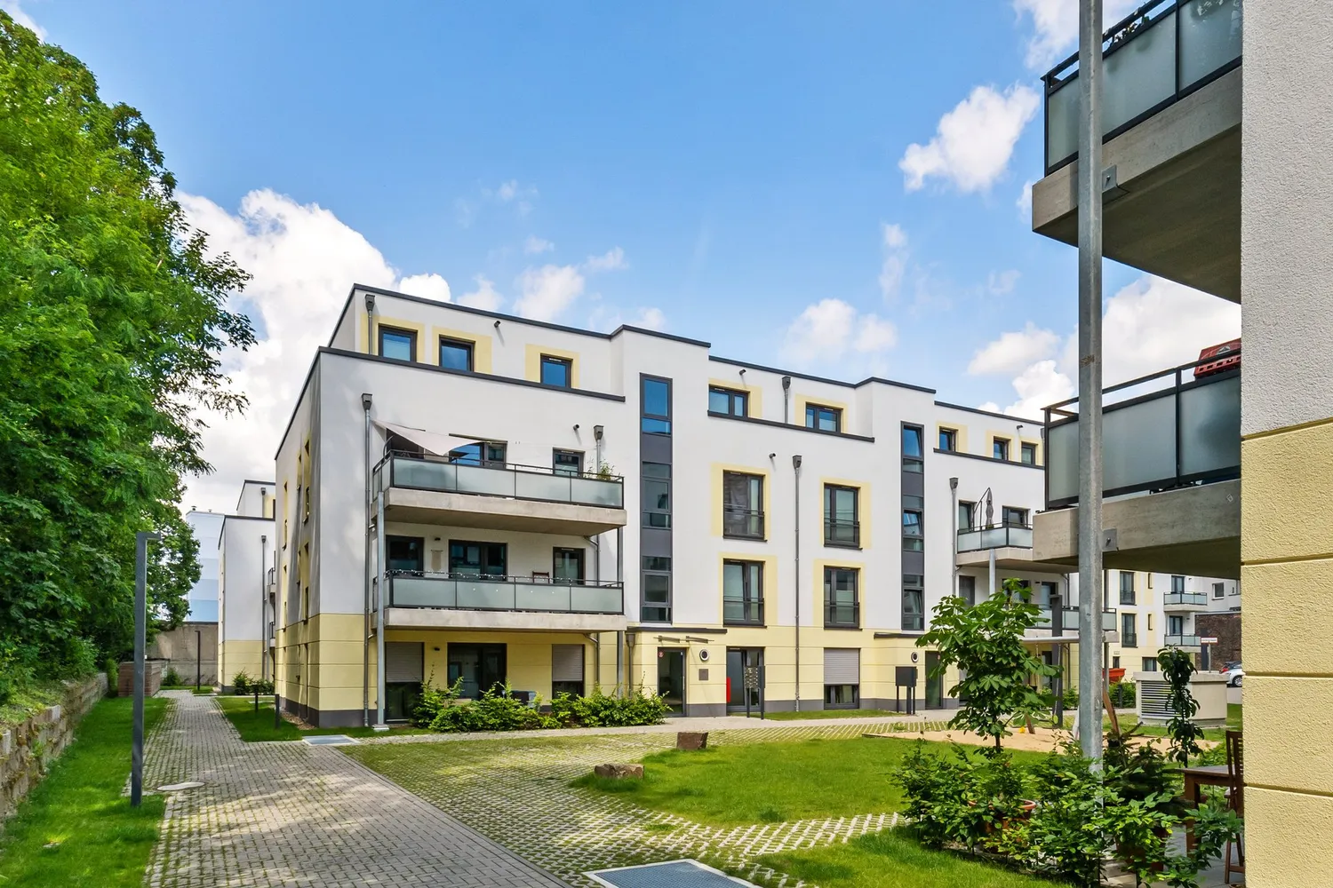 2 Zimmer Wohnung mit 85 m² in Köln – Bild 10
