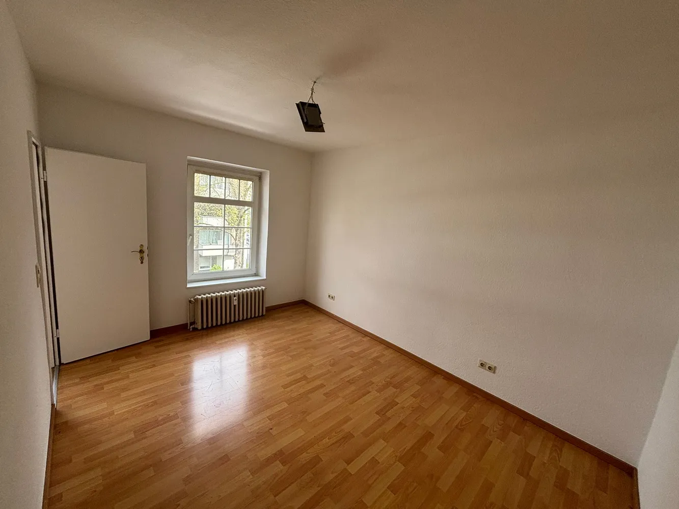 2 Zimmer Wohnung mit 60 m² in Krefeld – Bild 4