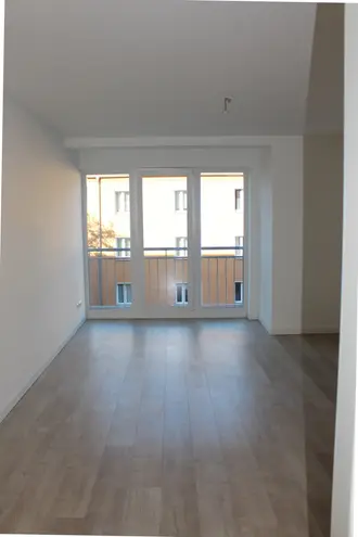 3 Zimmer Wohnung mit 84 m² in Berlin – Bild 2