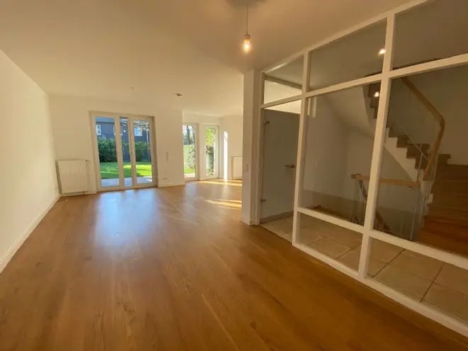 6 Zimmer Haus mit 200 m² in Düsseldorf – Bild 7