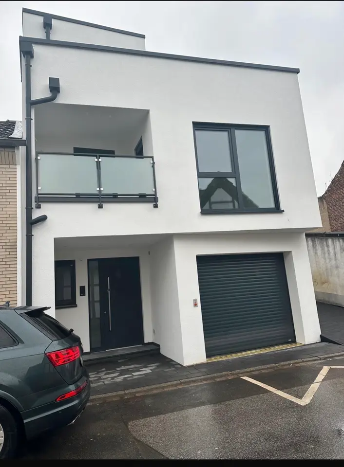 6 Zimmer Haus mit 194 m² in Grevenbroich – Bild 2