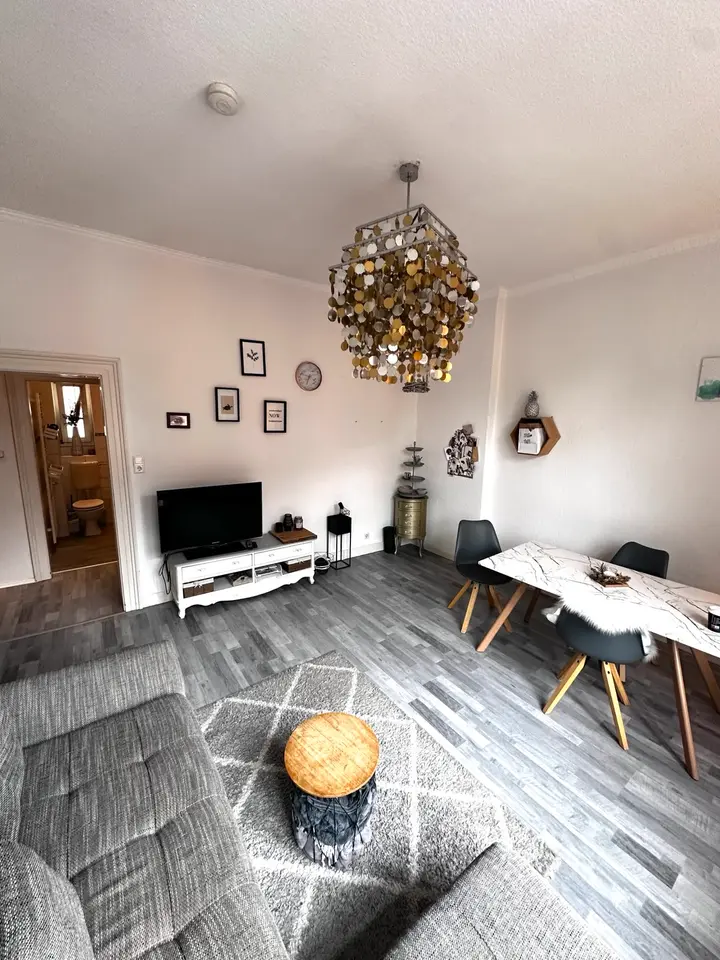 WG-Zimmer mit 63 m² in Wiesbaden – Bild 2