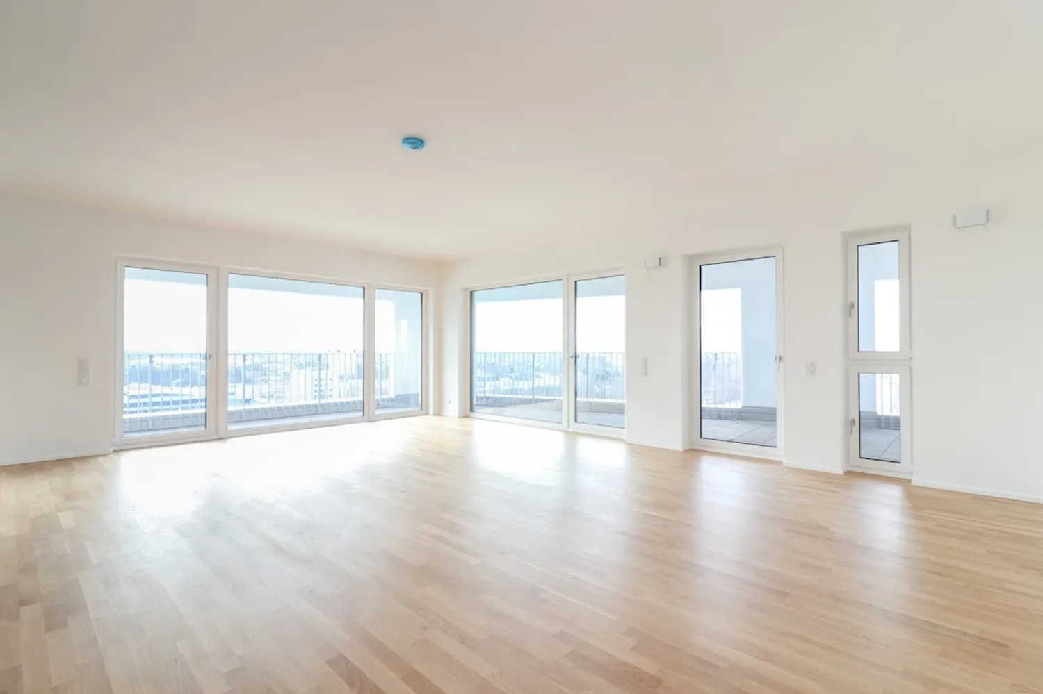 5 Zimmer Wohnung mit 191 m² in Frankfurt am Main – Bild 3