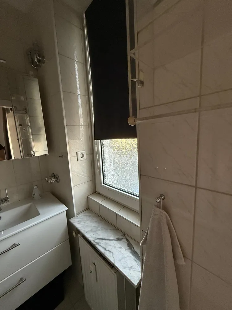 3 Zimmer Wohnung mit 90 m² in Düsseldorf – Bild 4