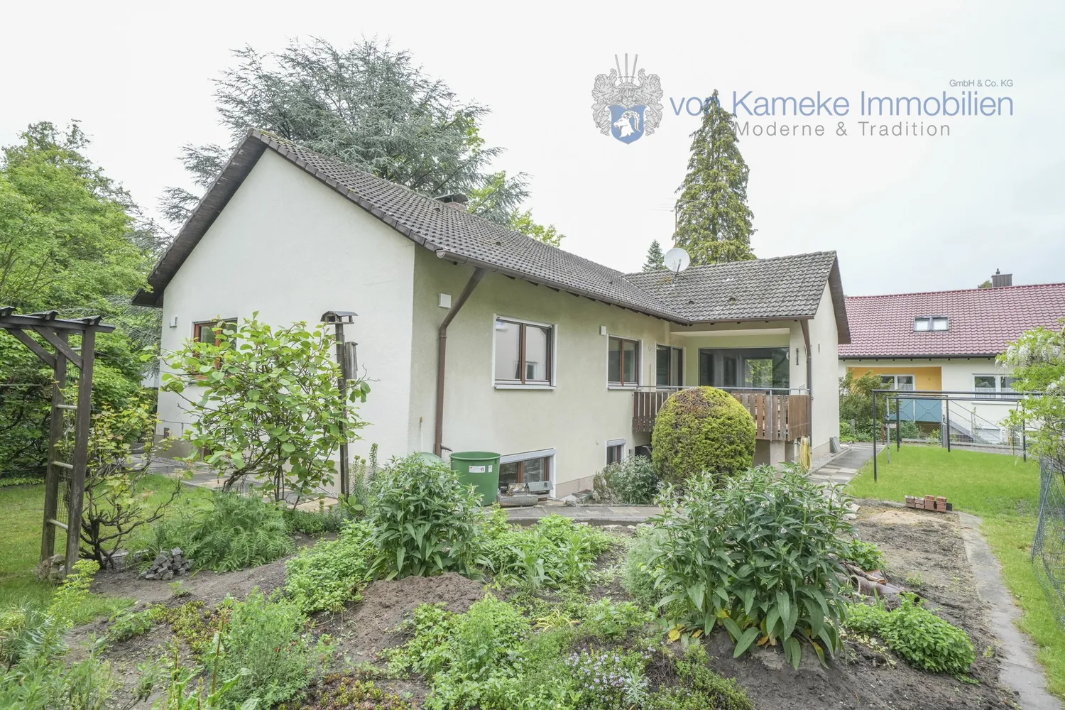 6 Zimmer Haus mit 213 m² in Erlangen – Bild 10