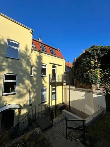 2 Zimmer Wohnung mit 70 m² in Halle (Saale) – Bild 3