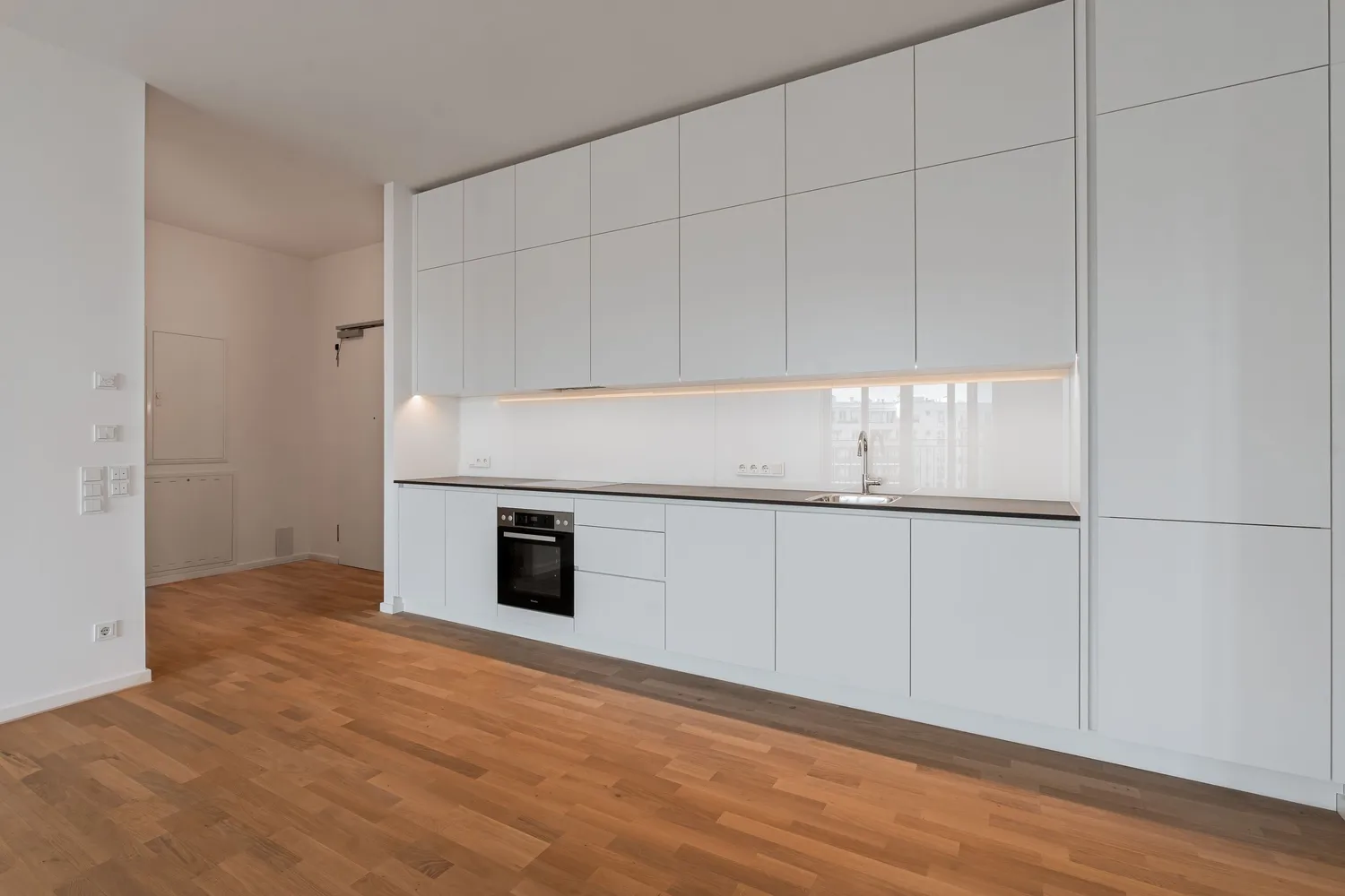 2 Zimmer Wohnung mit 81 m² in Berlin – Bild 12