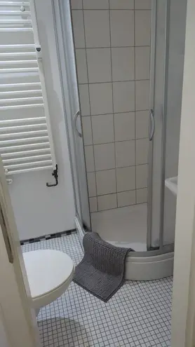 1 Zimmer Wohnung mit 24 m² in Köln – Bild 9