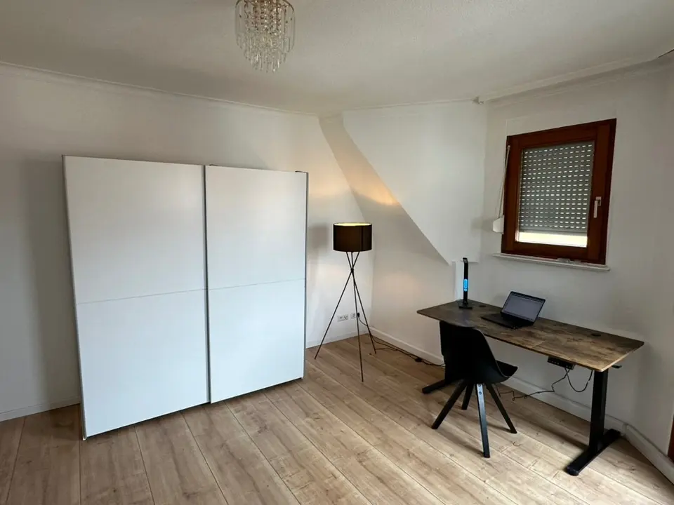 Shared room with 70 m² in Stuttgart – Photo 2