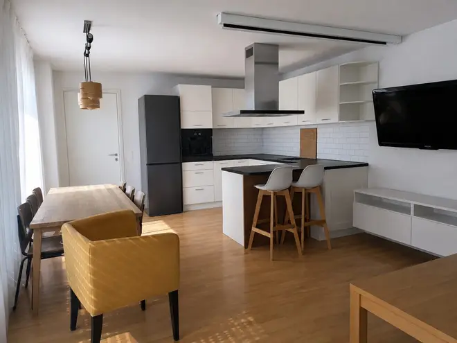 4 Zimmer Wohnung mit 93 m² in München – Bild 1