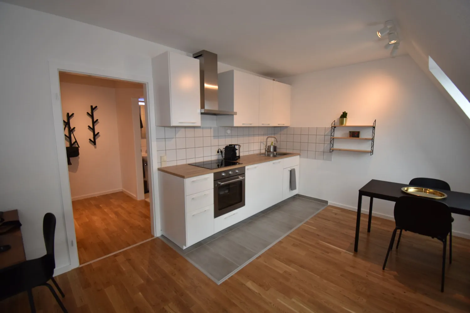 2 Zimmer Wohnung mit 45 m² in Stuttgart – Bild 4