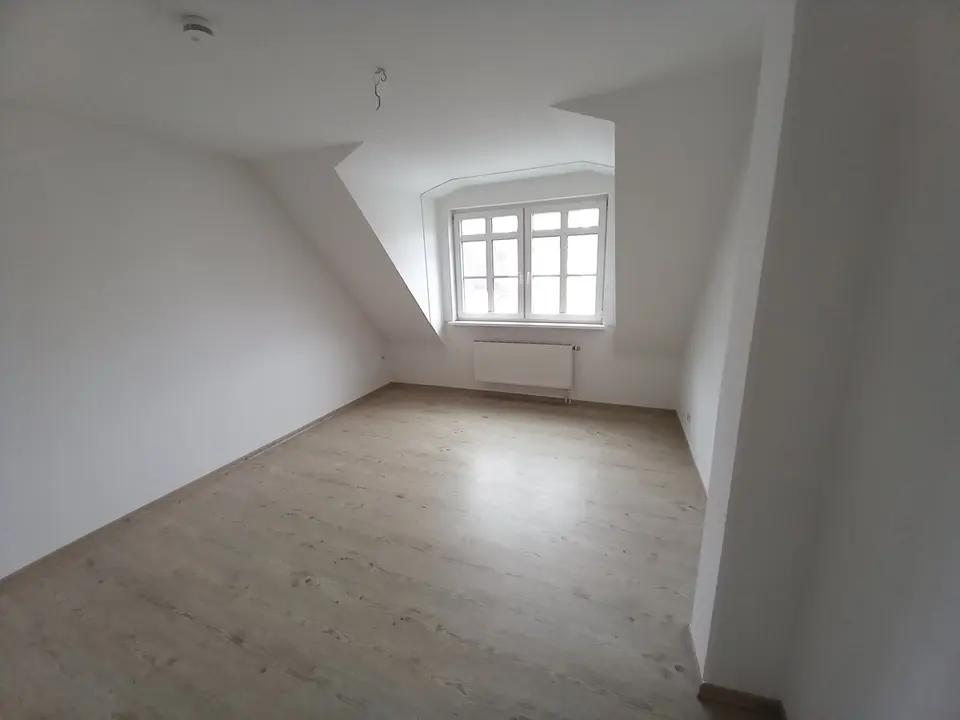 3 Zimmer Wohnung mit 79 m² in Crimmitschau – Bild 4