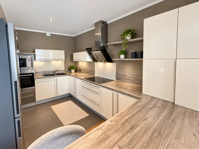 4 Zimmer Wohnung mit 109 m² in Köln – Bild 7