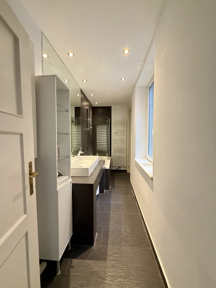 5 Zimmer Wohnung mit 147 m² in Wiesbaden – Bild 12