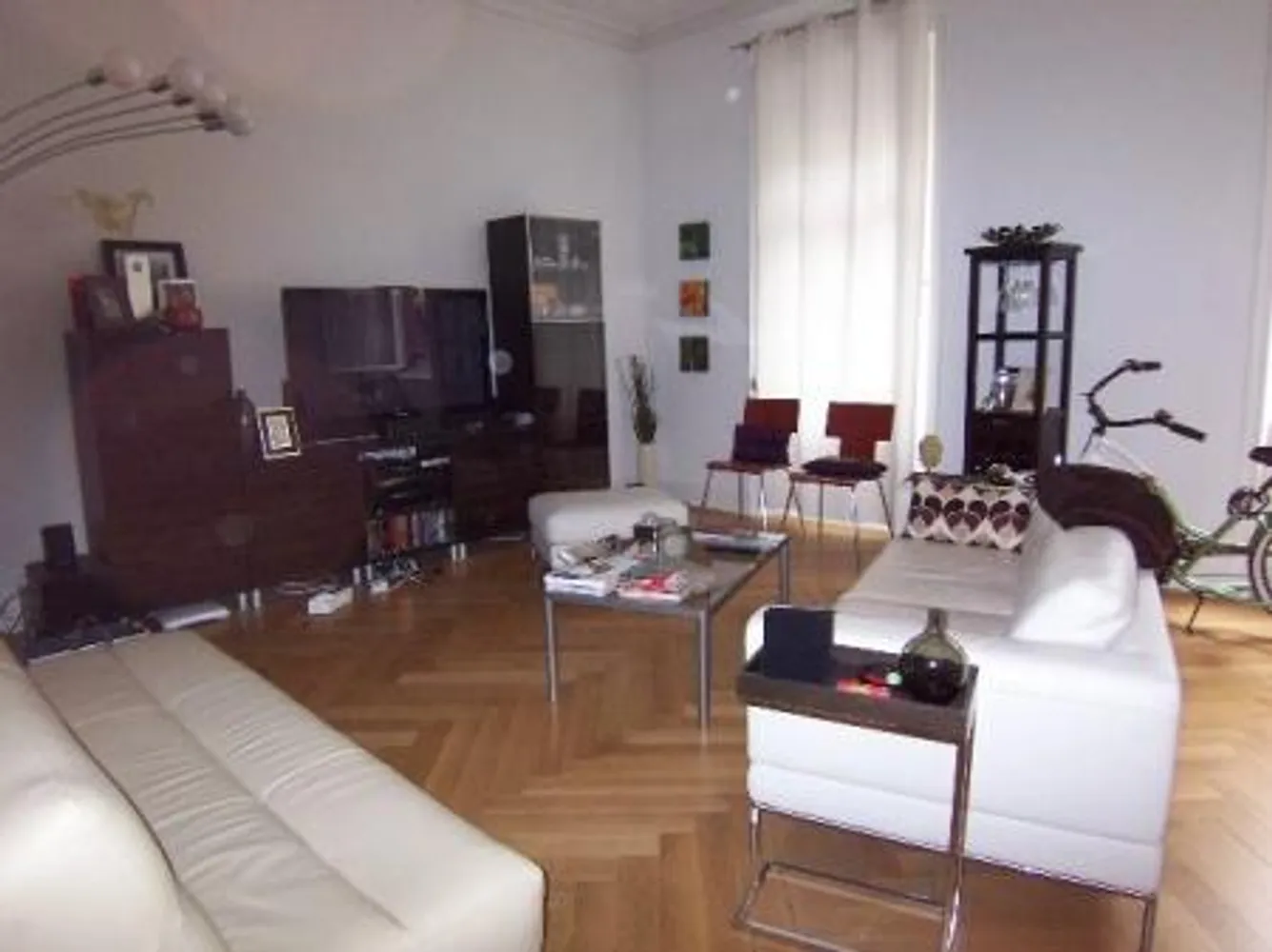 5 Zimmer Wohnung mit 132 m² in Stuttgart – Bild 2