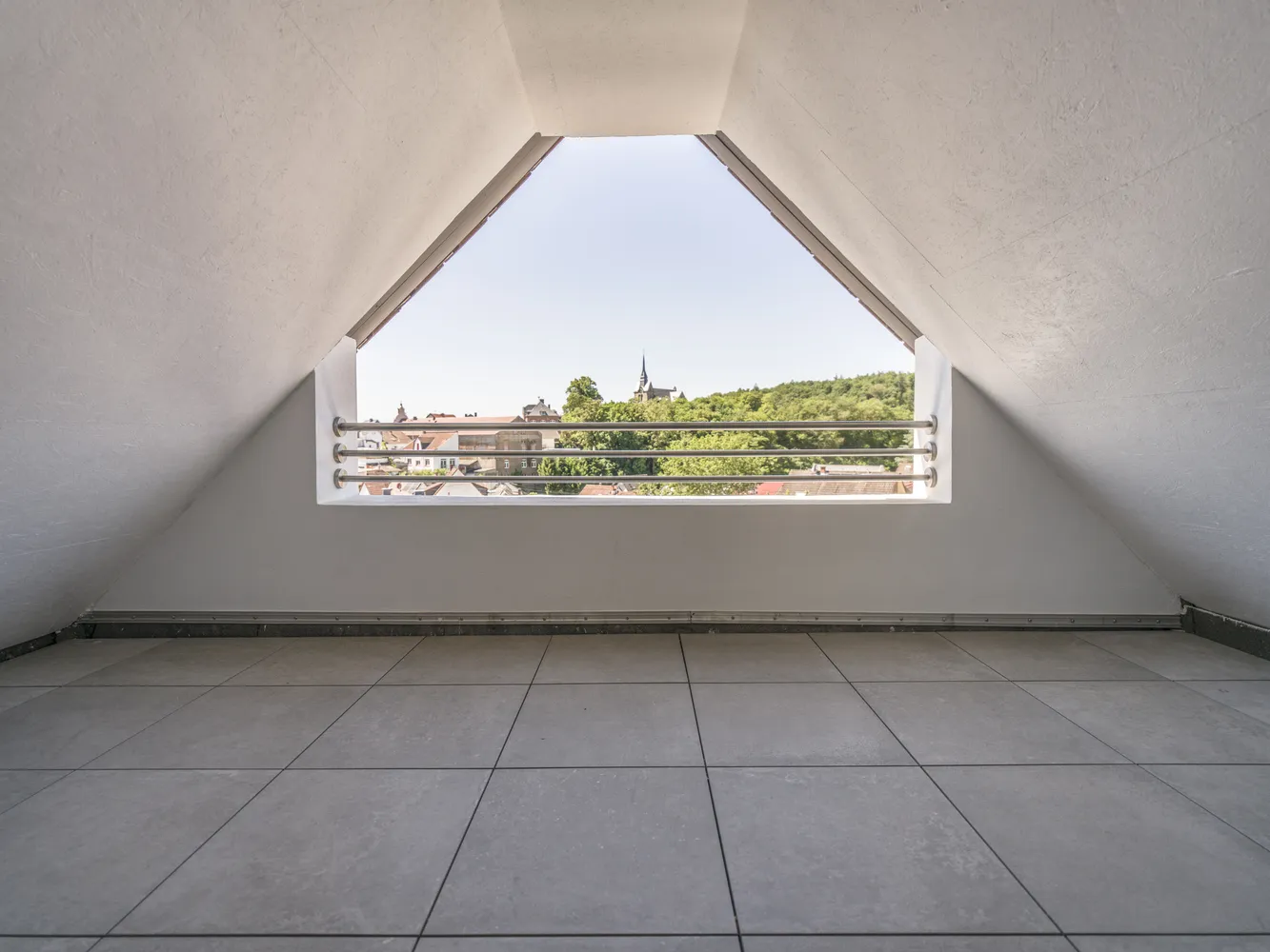 4 Zimmer Haus mit 164 m² in Wiesbaden – Bild 8