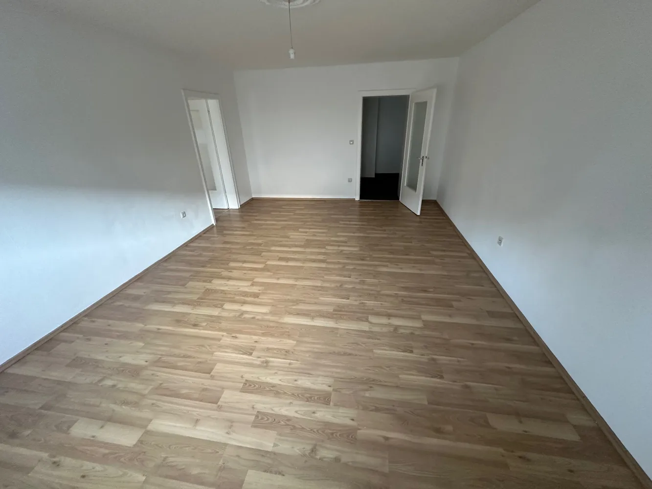 4 Zimmer Wohnung mit 118 m² in München – Bild 2