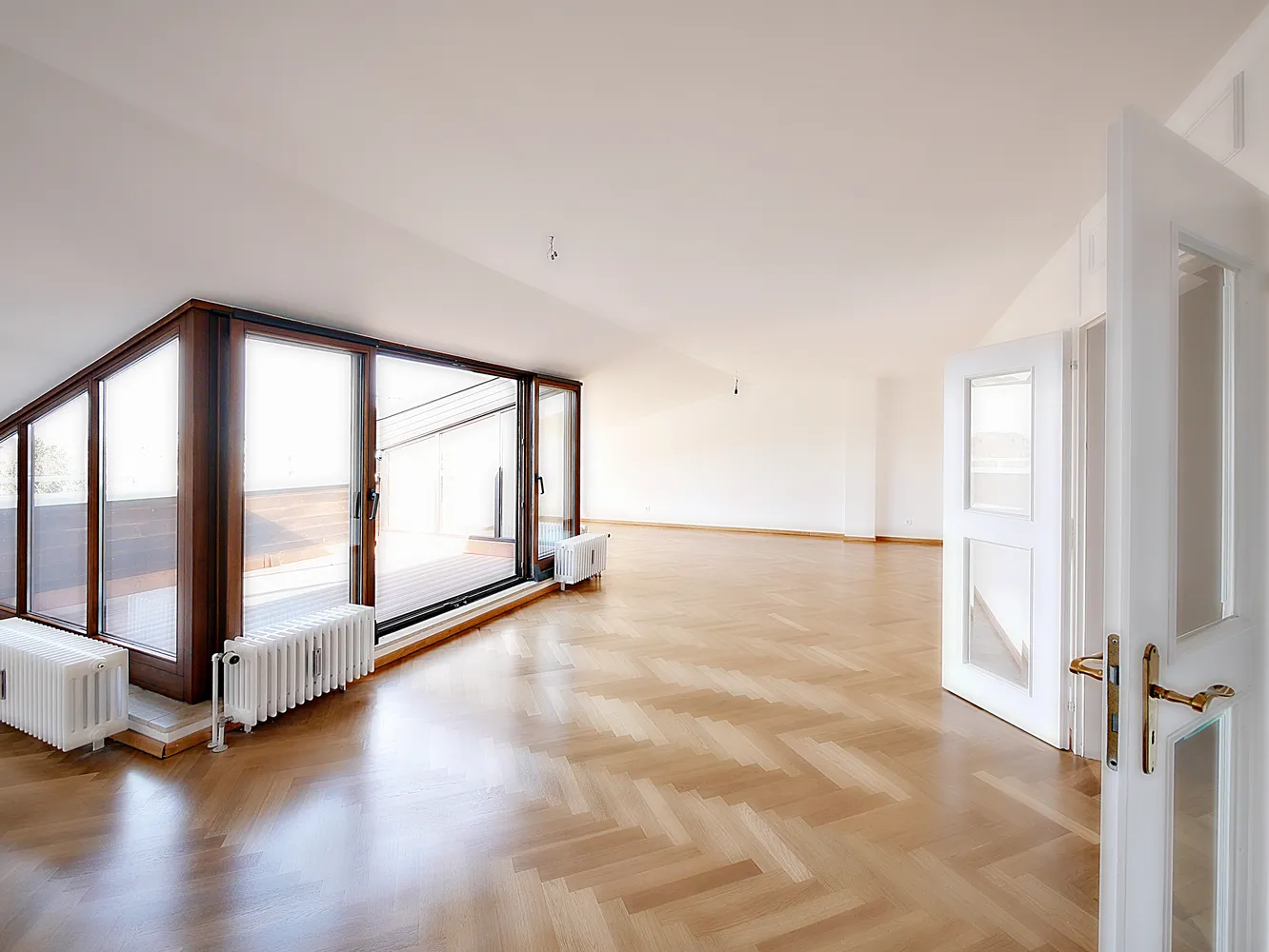 3 room apartment with 110 m² in Munich – Photo 2