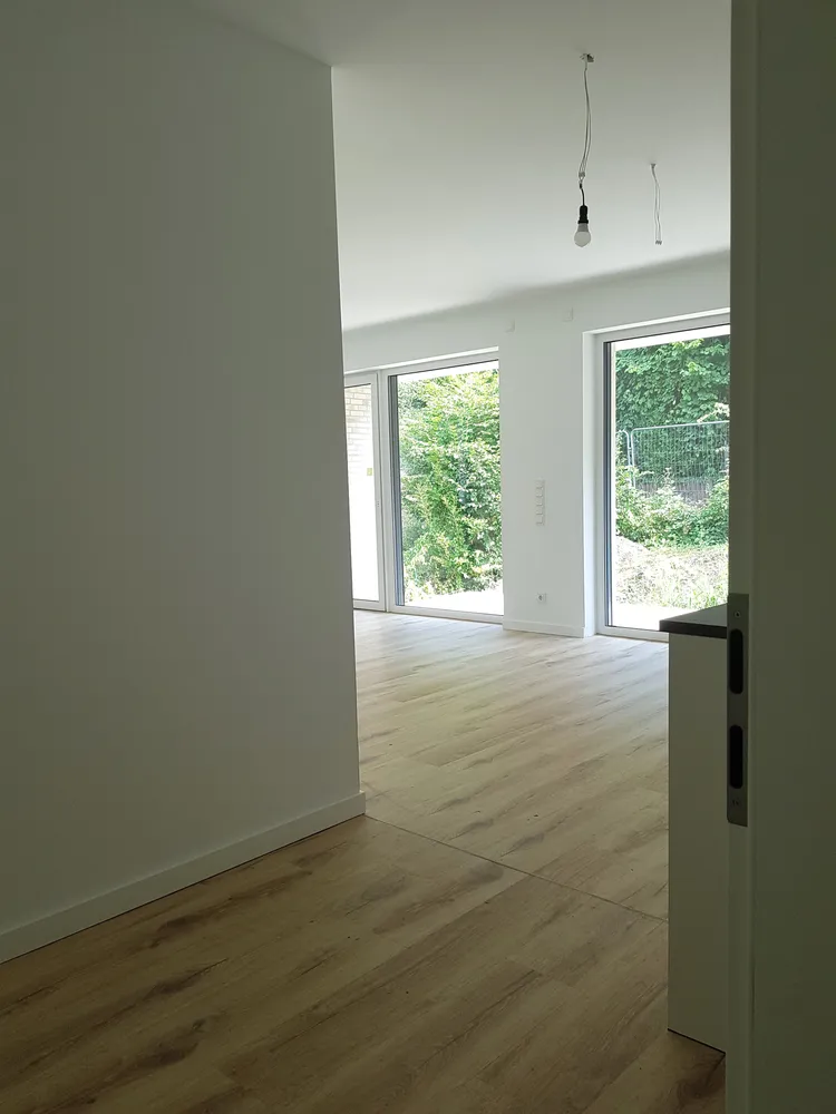 2 Zimmer Wohnung mit 70 m² in Wuppertal – Bild 2