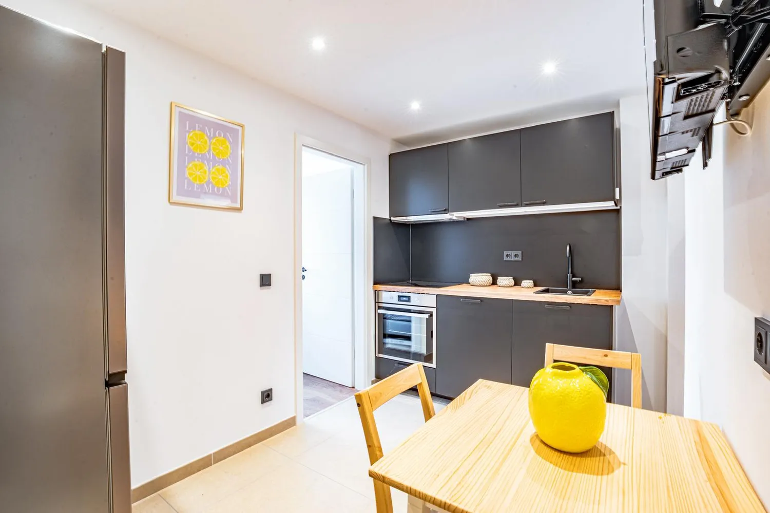 Shared room with 10 m² in Munich – Photo 3