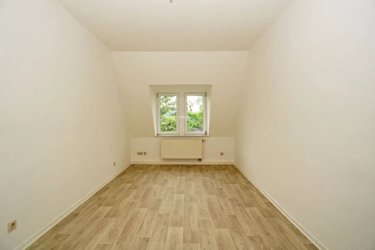 2 Zimmer Wohnung mit 60 m² in Freital – Bild 12