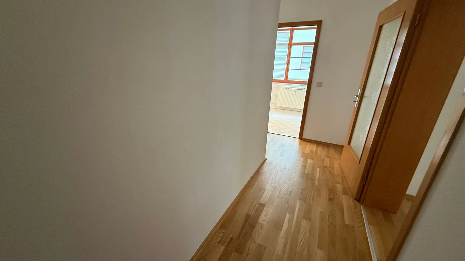 2 Zimmer Wohnung mit 57 m² in Chemnitz – Bild 2