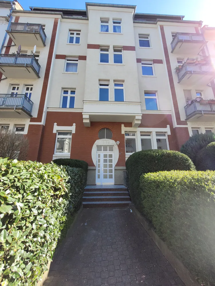 3 Zimmer Wohnung mit 85 m² in Wiesbaden – Bild 1
