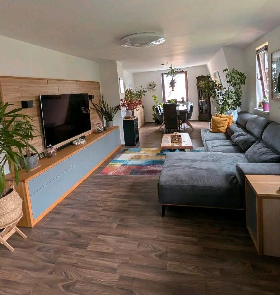 3 Zimmer Wohnung mit 70 m² in Schmalkalden – Bild 1