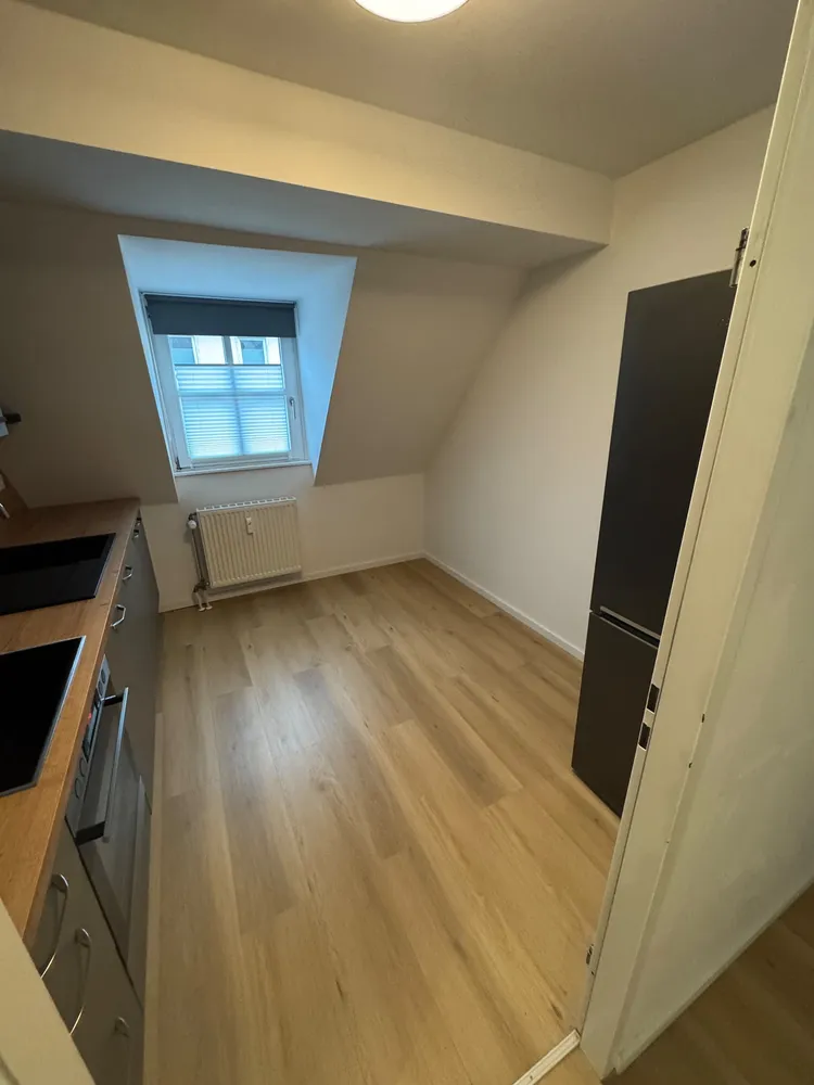 2 Zimmer Wohnung mit 59 m² in Erlangen – Bild 2