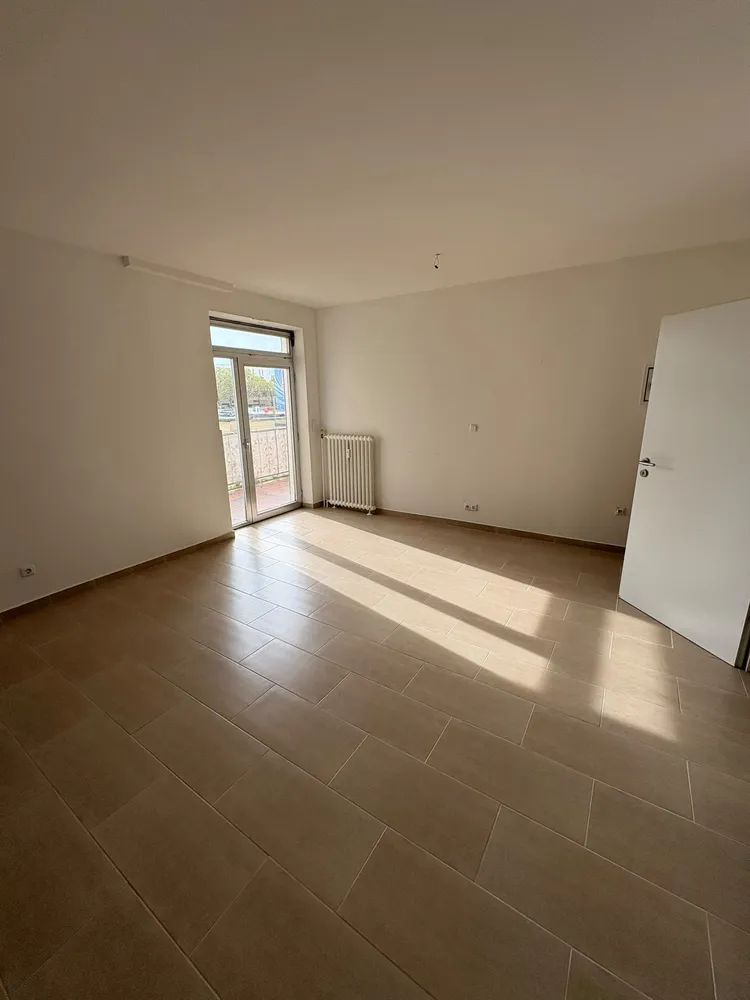 3 room apartment with 83 m² in Düsseldorf – Photo 4