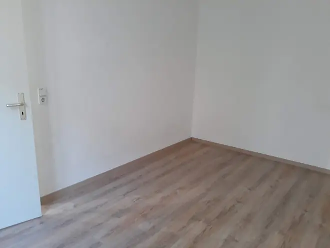 4 Zimmer Wohnung mit 95 m² in Halle (Saale) – Bild 8
