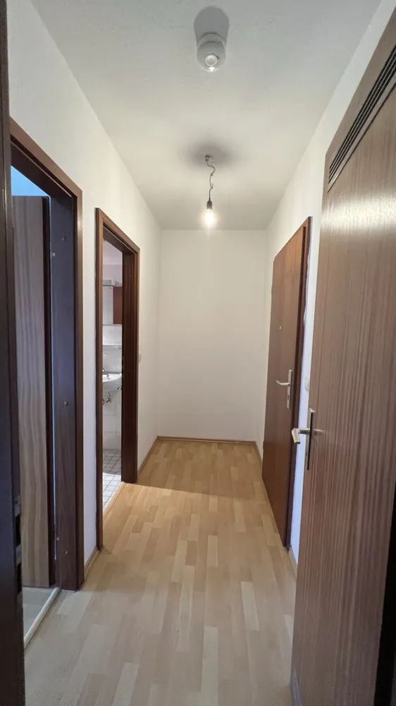 3 Zimmer Wohnung mit 48 m² in Karlsruhe – Bild 2