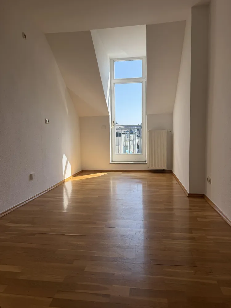 2 room apartment with 76 m² in Chemnitz – Photo 8