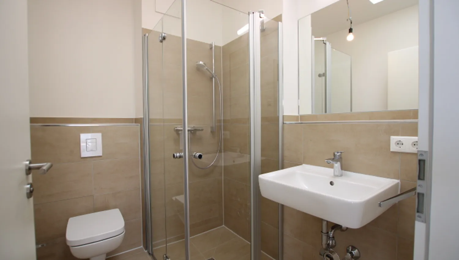4 Zimmer Wohnung mit 166 m² in Berlin – Bild 9