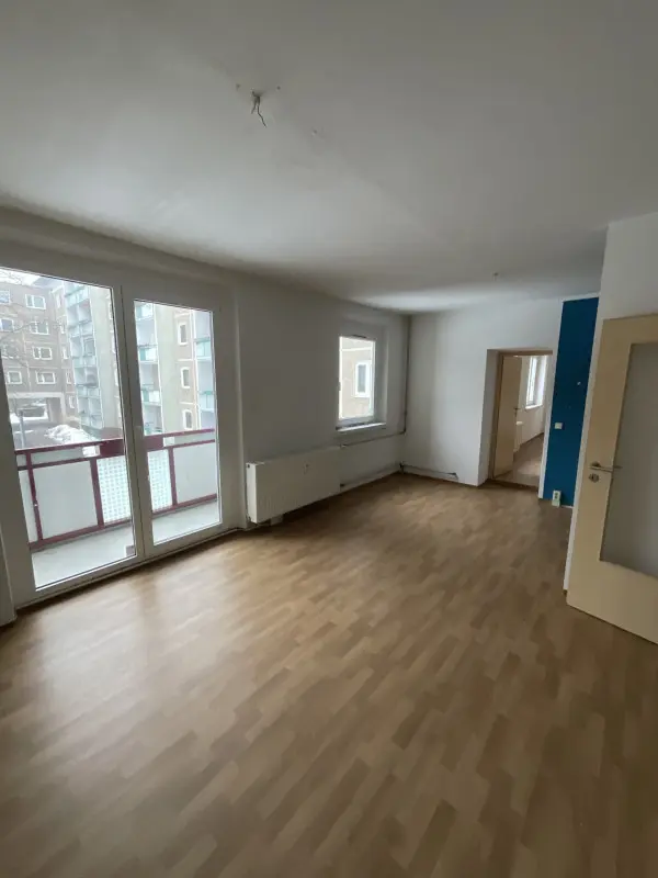 4 Zimmer Wohnung mit 79 m² in Suhl – Bild 2