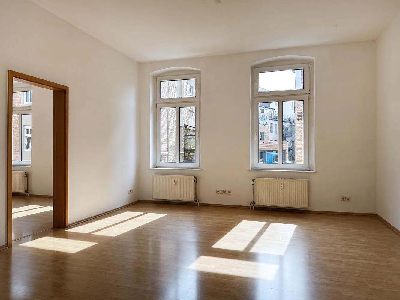 2 Zimmer Wohnung mit 75 m² in Halle (Saale) – Bild 2