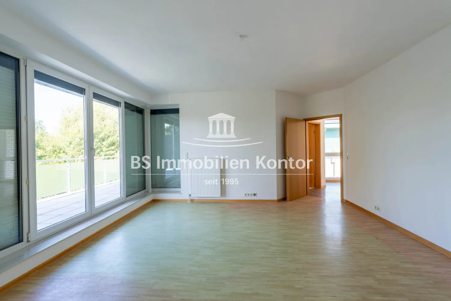 3 Zimmer Wohnung mit 95 m² in Emden – Bild 2