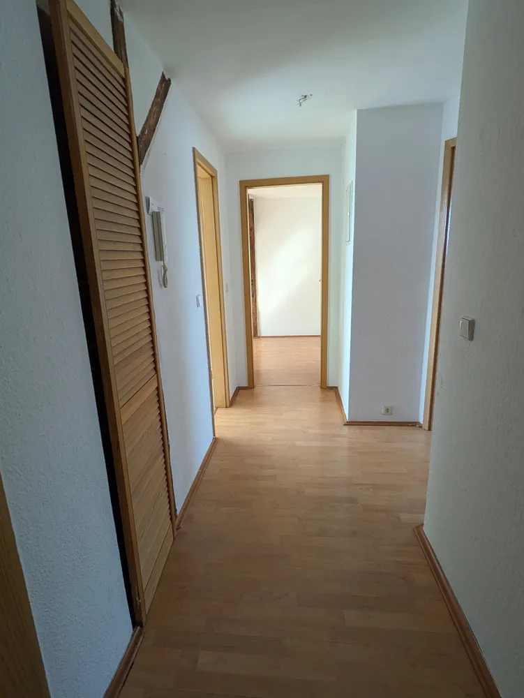 2 Zimmer Wohnung mit 55 m² in Halle (Saale) – Bild 3