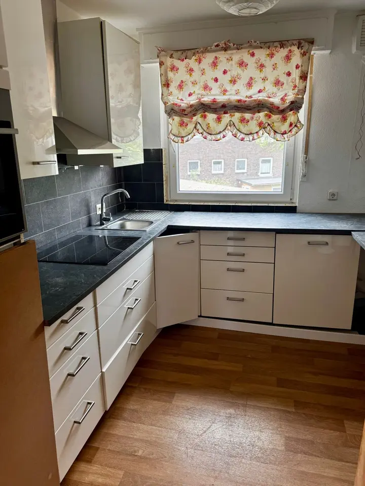 2 Zimmer Wohnung mit 80 m² in Duisburg – Bild 6